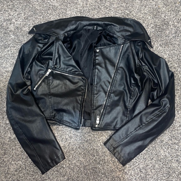 Cropped (read description) Leather Jacket - Picture 2 of 4